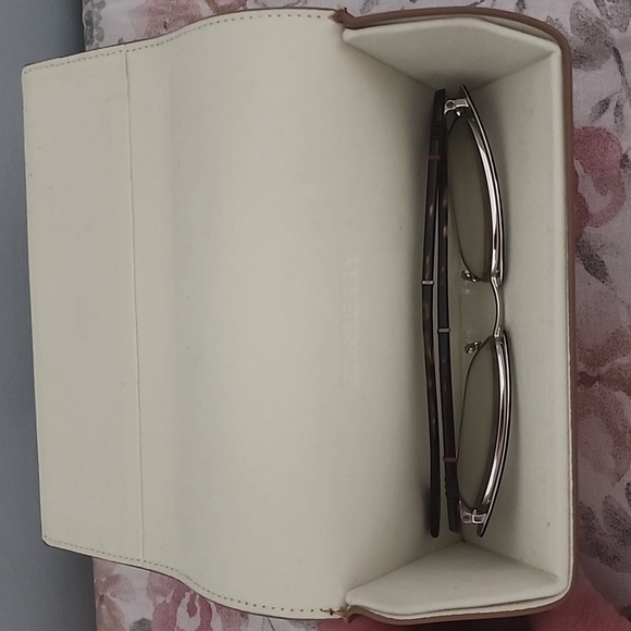 Burberry eyeglasses/frames - Picture 6 of 7